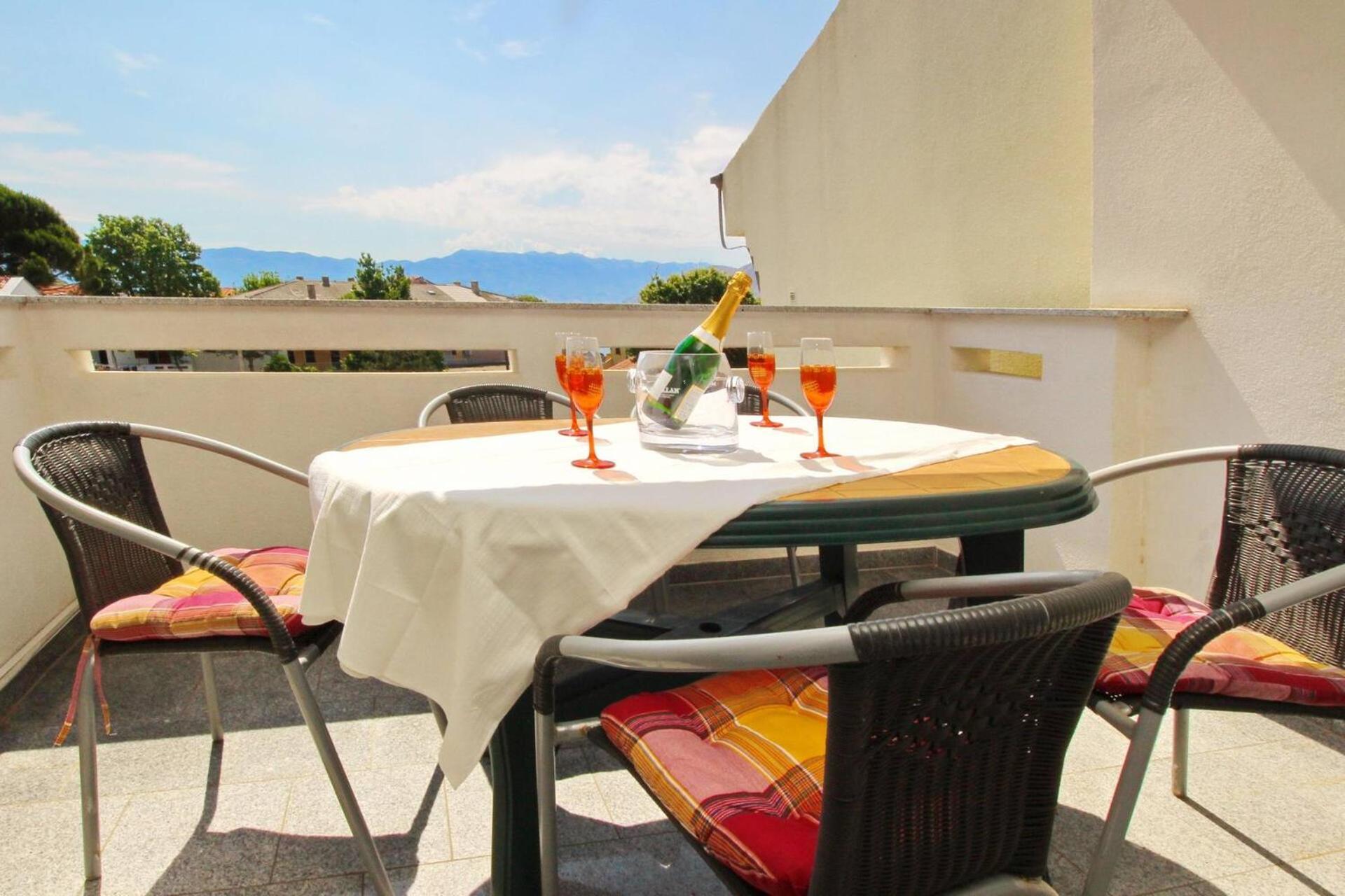 Apartments Aquarium Dorcic Baska  Exterior photo